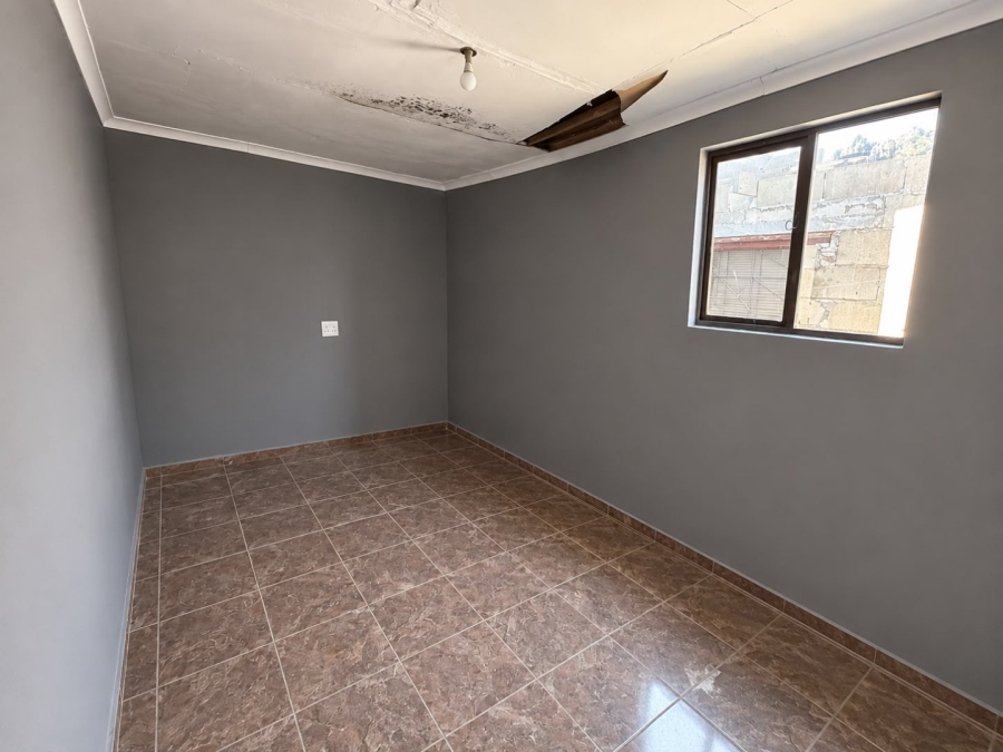 4 Bedroom Property for Sale in Delft South Western Cape